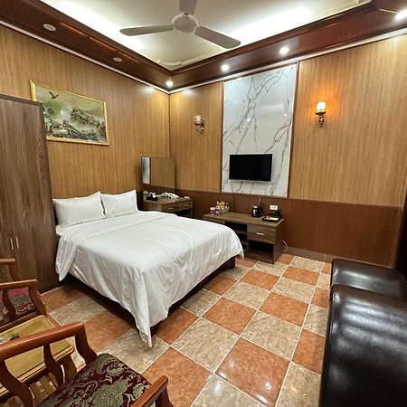 Nhat Tan Hotel ฮานอย ภายนอก รูปภาพ
