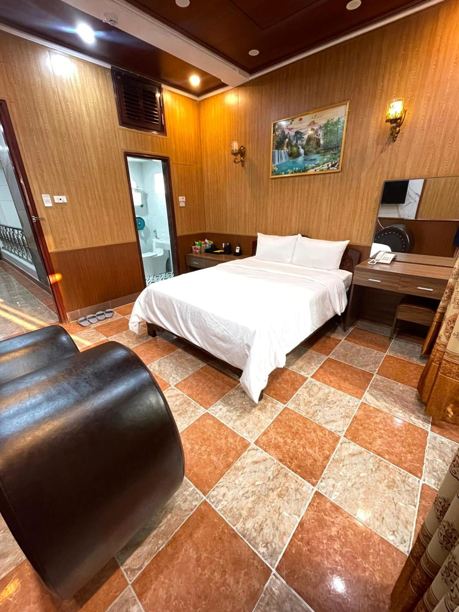 Nhat Tan Hotel ฮานอย ภายนอก รูปภาพ