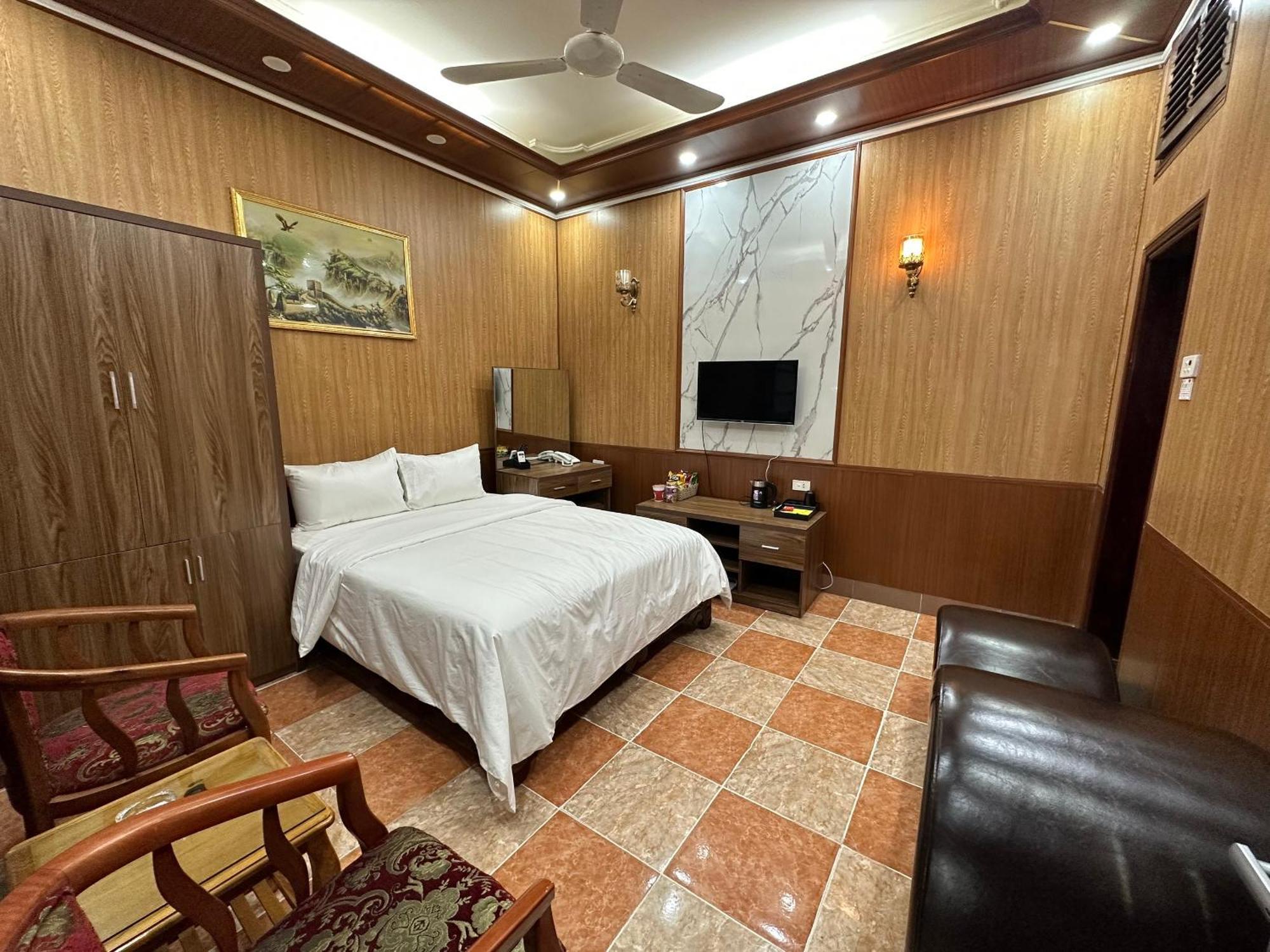 Nhat Tan Hotel ฮานอย ภายนอก รูปภาพ